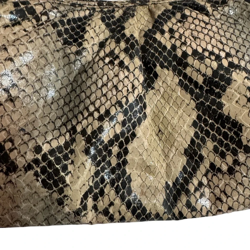 Express clutch bag